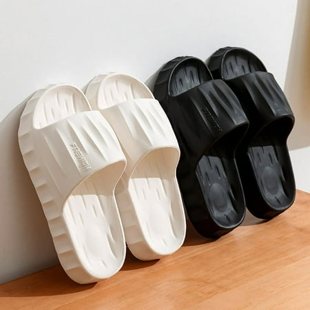 Thick Bottom Cloud Slippers Women Summer 2024 Lightweight Soft Sole House Slides Woman Sandals Non-slip Beach Shoes Flip Flops