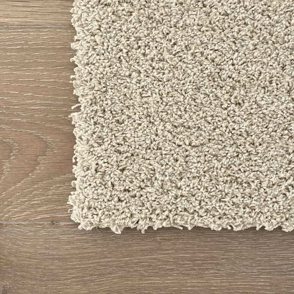 'Plush' Residential Luxury Carpet Tiles / Squares - Light Beige - DIY, Seamless, High-Density Pad, Machine Washable (40sf)