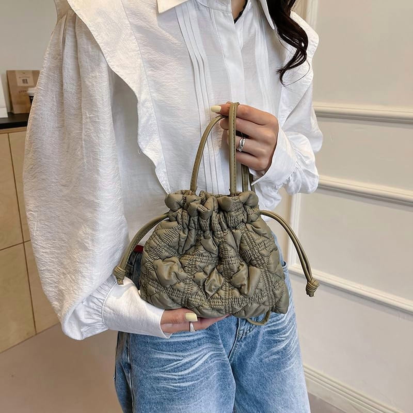 HLSOHJP Quilted Bags Mini Puffer Crossbody Bag Puffy Purse for Women Drawstring Clutch Bag Small Shoulder Purse