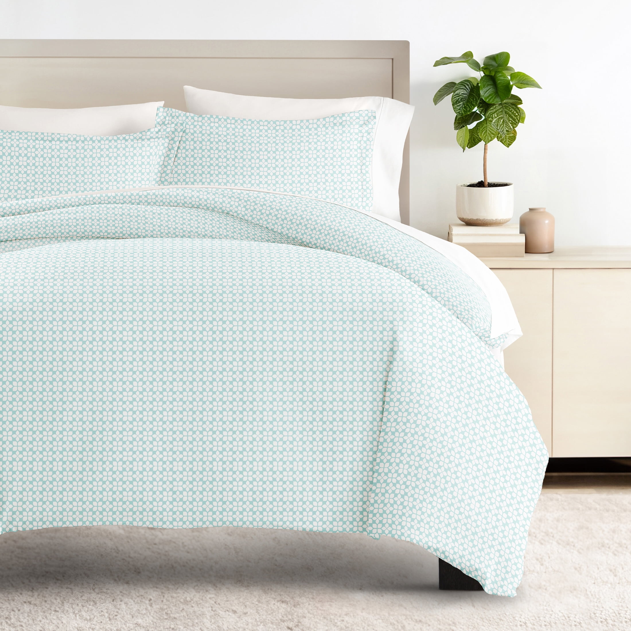Duvet Cover Set - Ultra Soft & Breathable - Aqua Classic Essentials Starlight for King Size Bedding by Comfort Canopy
