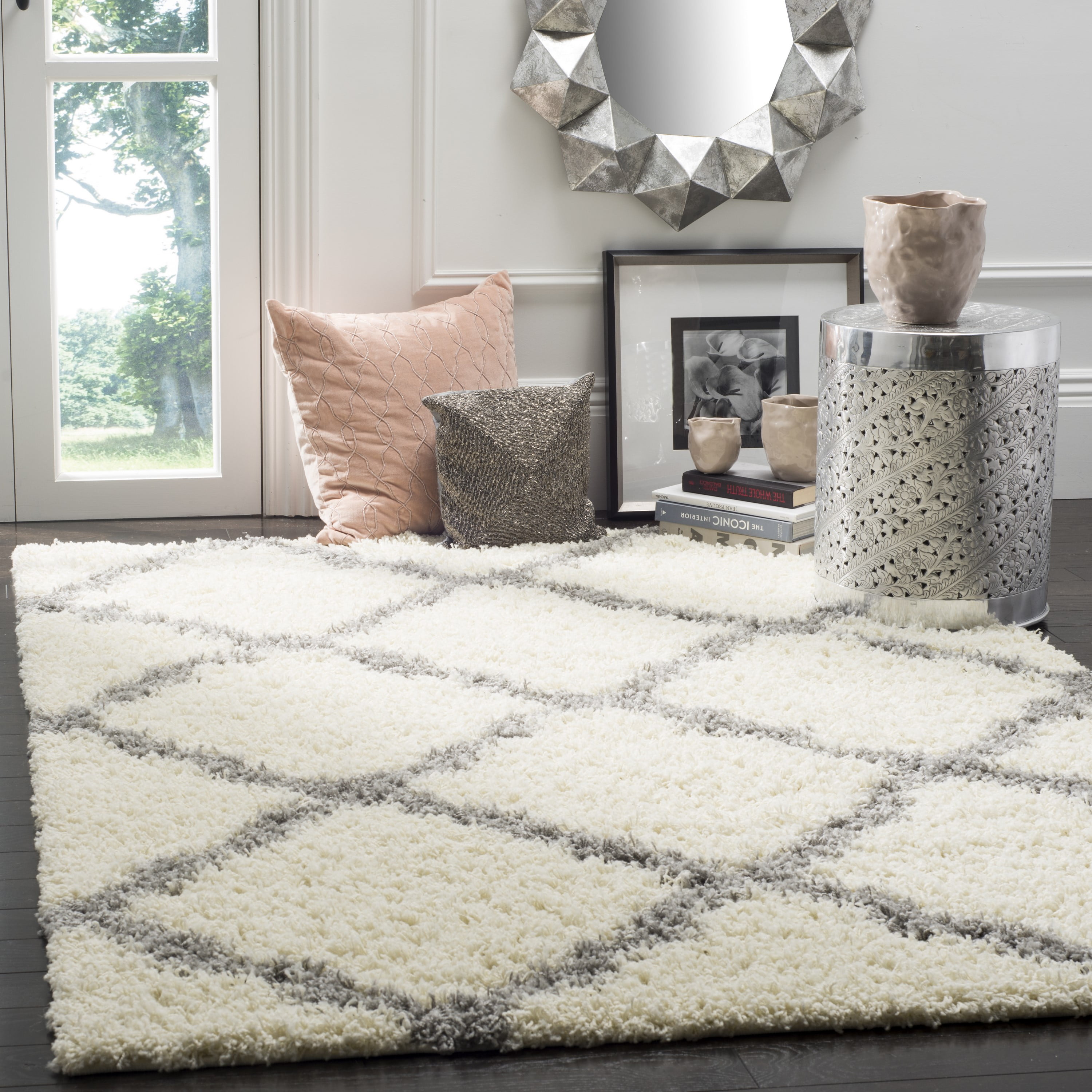 SAFAVIEH Dallas Logan Geometric Shag Area Rug, Ivory/Grey, 5'1" x 7'6"