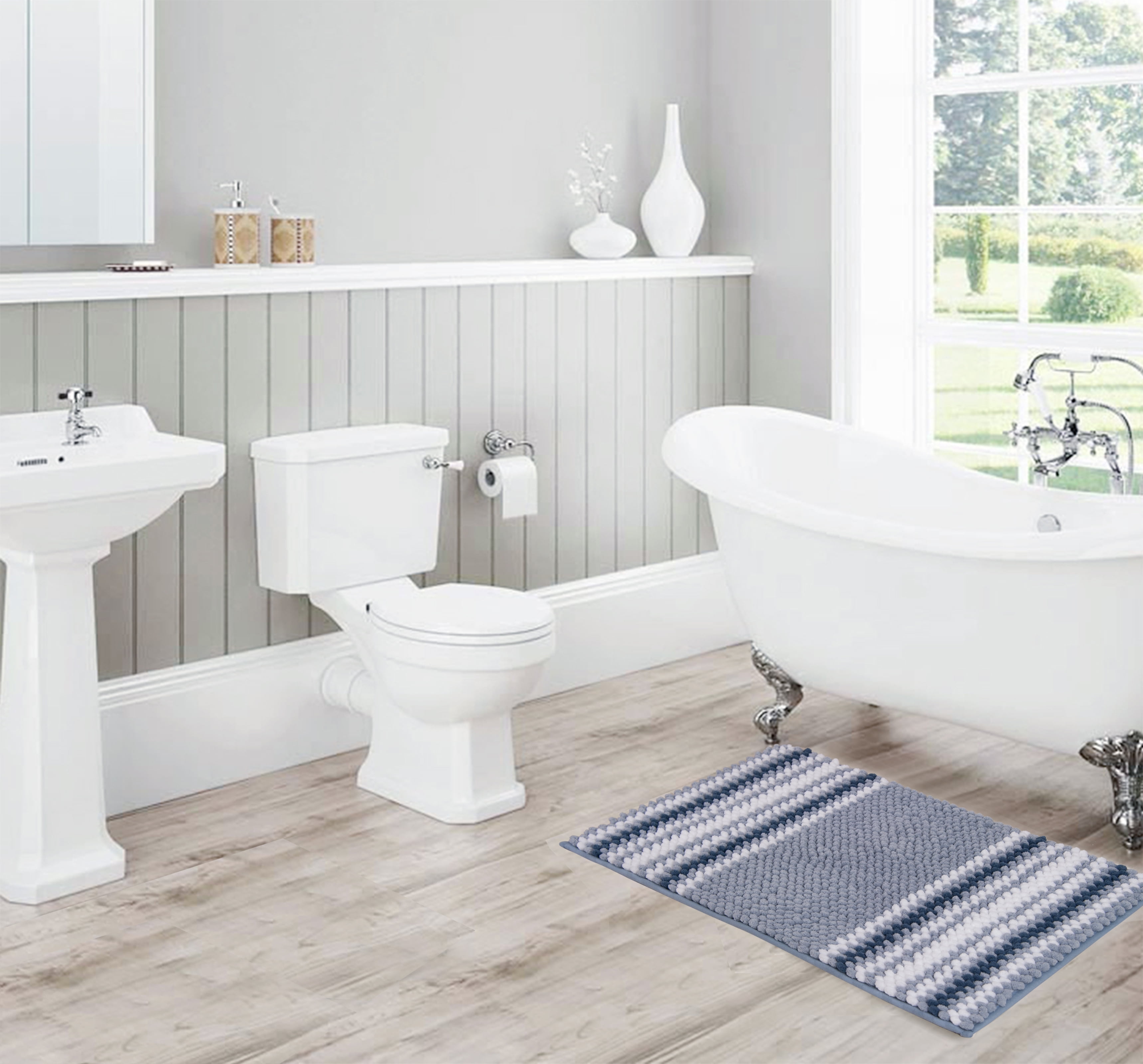 Olivia Gray Irvine Striped Ombre Chenille 20 x 32 in. Bath Rug in Blue