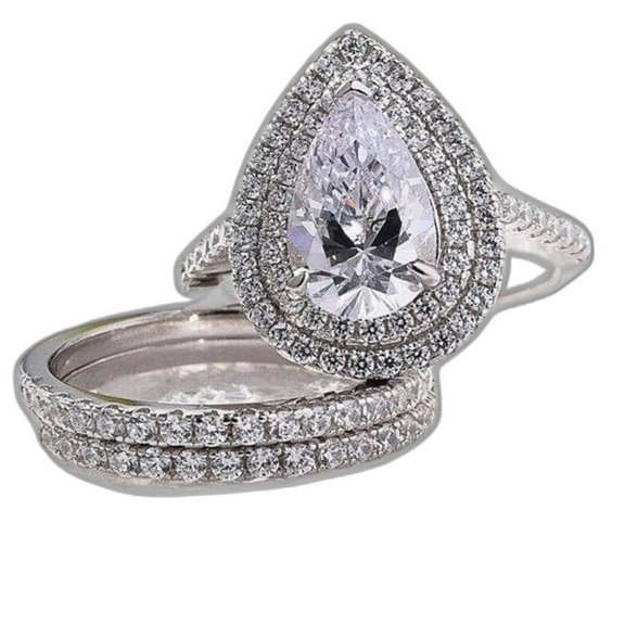 LINXIQIN Women Clear Cubic Zirconia 14K White Gold Plated Teardrop Shape Promise Ring for Valentine's Day 3 Piece Set Size 7 Includes Gift Box