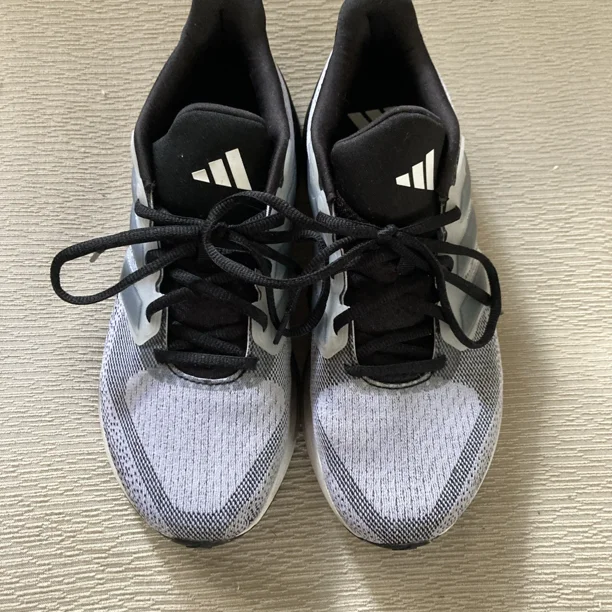 Men’s Ad-id-as Tennis Shoes Size 7 Black Gray White Very Nice