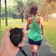 thumbnail image 2 of EeaseMX Digital profesional de mano LCD cronómetro deportivo cronómetro deportivo con función de alarma para niños corredores entrenadores deportivos entrenadores de fitness y árbitros, 2 of 7