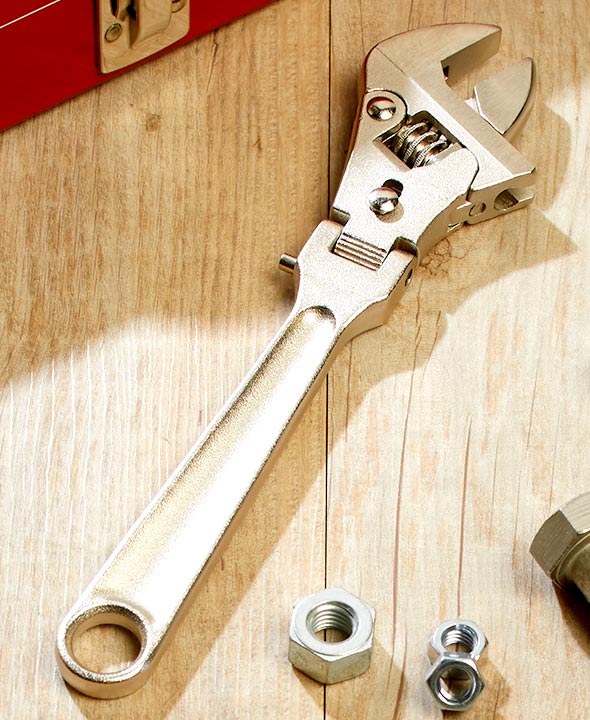 10 Flex Head Wrench, The FlexHead Wrench fits in tight spaces and