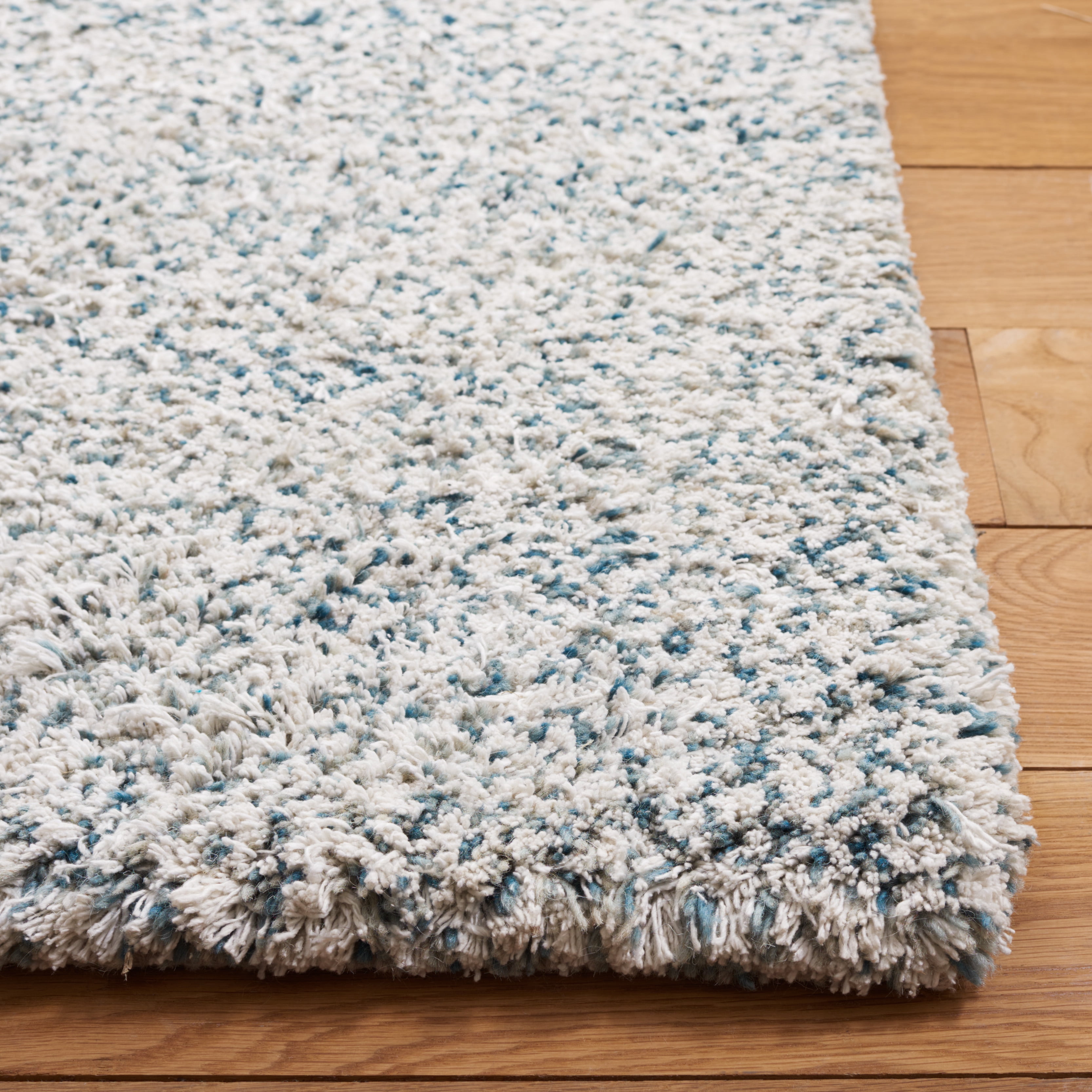 SAFAVIEH Berber Deena Distressed Area Rug, Ivory/Sage, 5' x 8'
