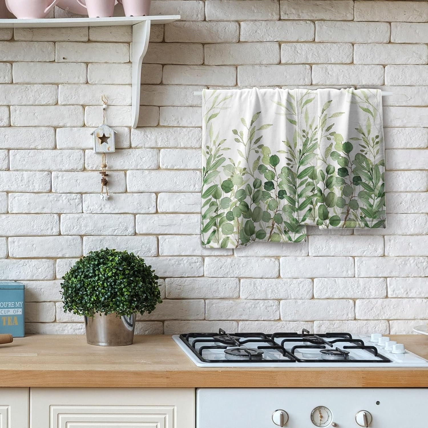 Green Eucalyptus Hand Towels Plant Leaves Decorative Bath Towels Soft Absorbent Dish Fingertip Towel for Kitchen Bathroom Guest Gym Spa