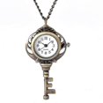 thumbnail image 1 of Pequeño reloj de bolsillo antiguo colgante de bronce con forma de llave reloj de bolsillo de cuarzo, 1 of 5
