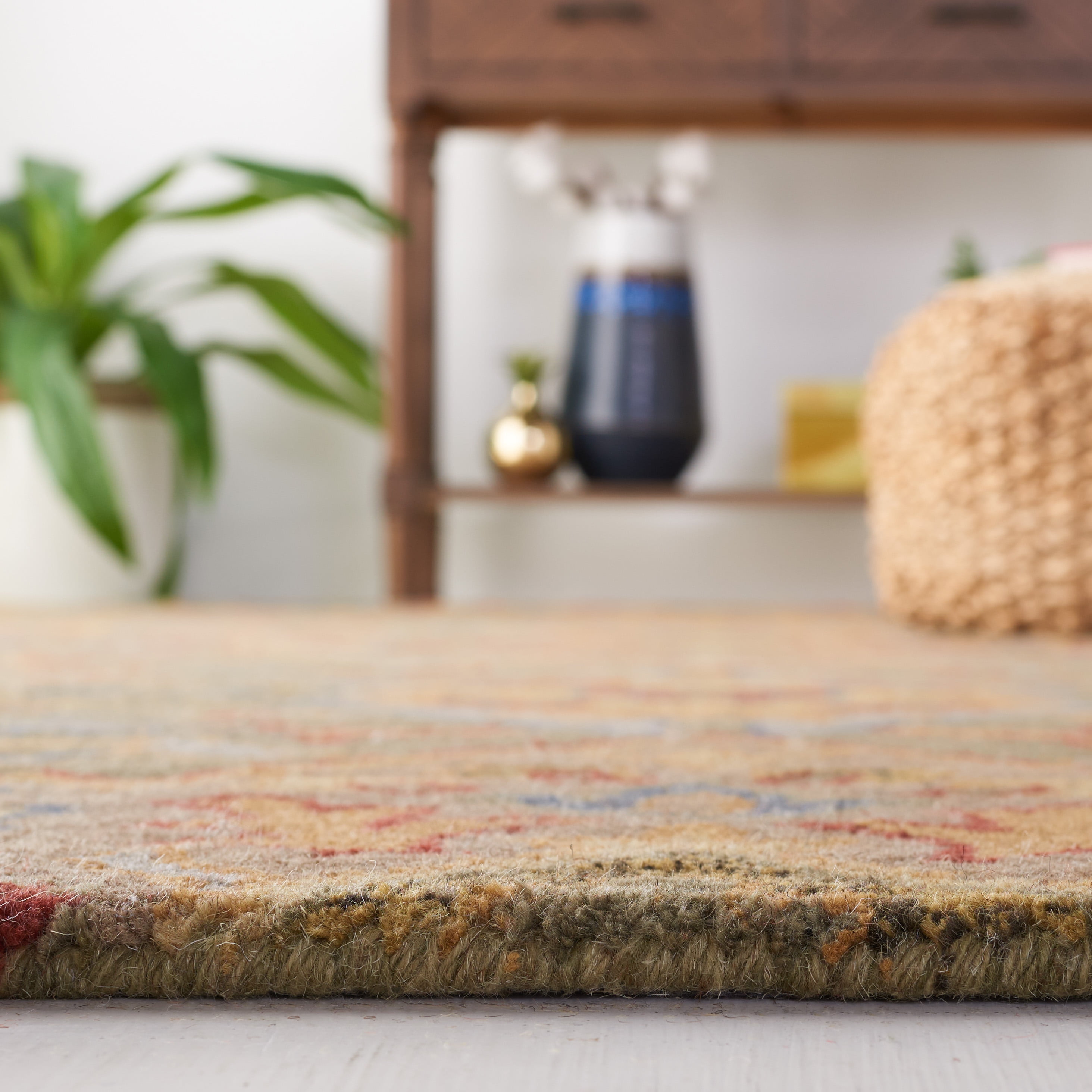 Safavieh Heritage Reanna Oriental Wool Area Rug, Green/Yellow, 6' x 6' Square