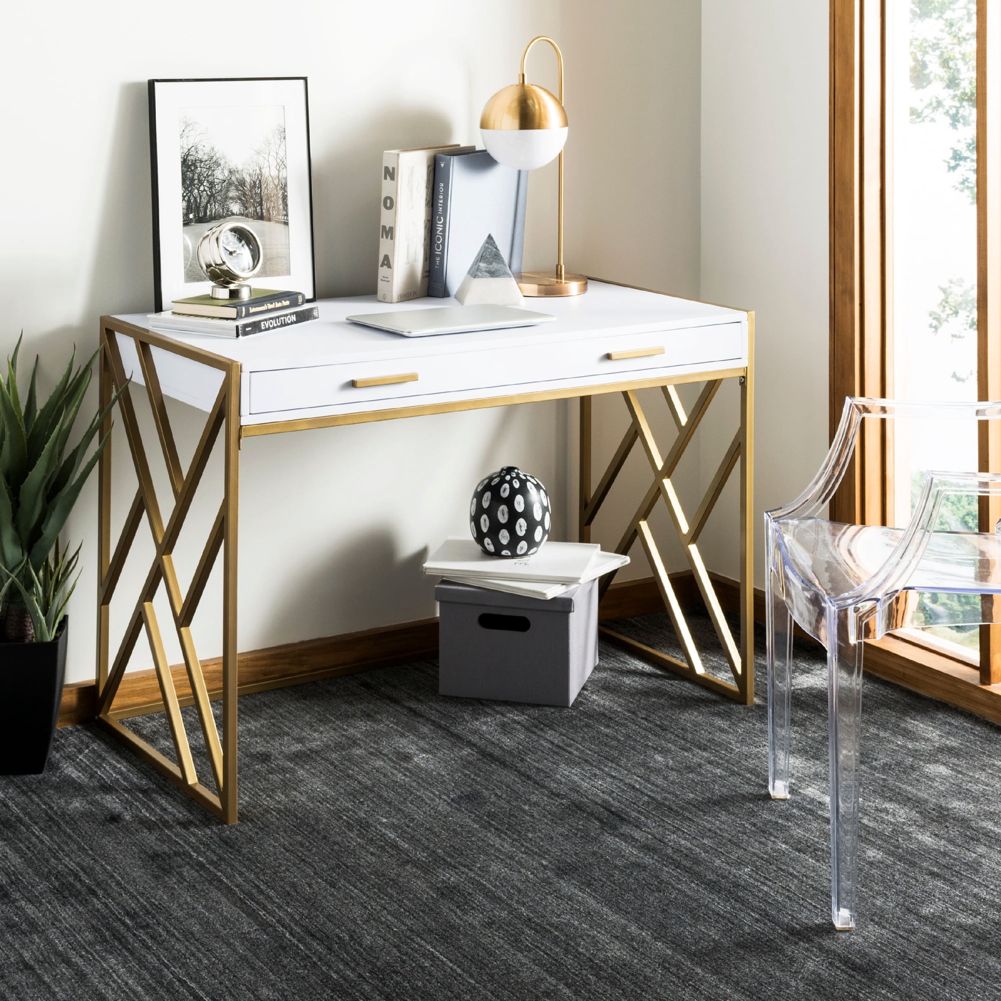 SAFAVIEH Elaine 1 Drawer Modern Glam Desk, White/Gold