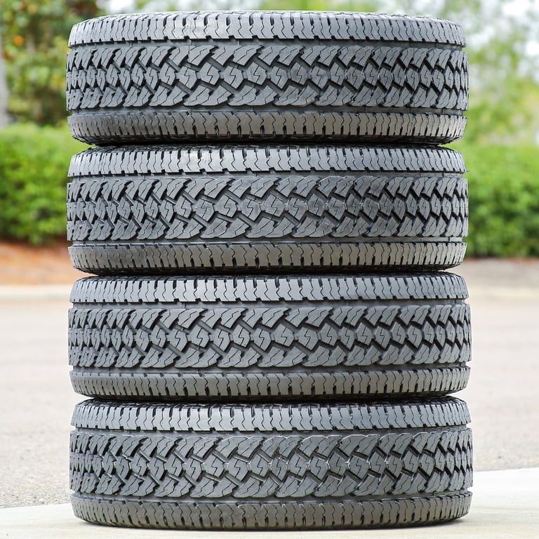 あ*み様 GOODYEAR WRANGLER AT SILENTTRAC 4本セ Goodyear Wrangler AT SilentTrac 265/70R16 116H a/t All Terrain