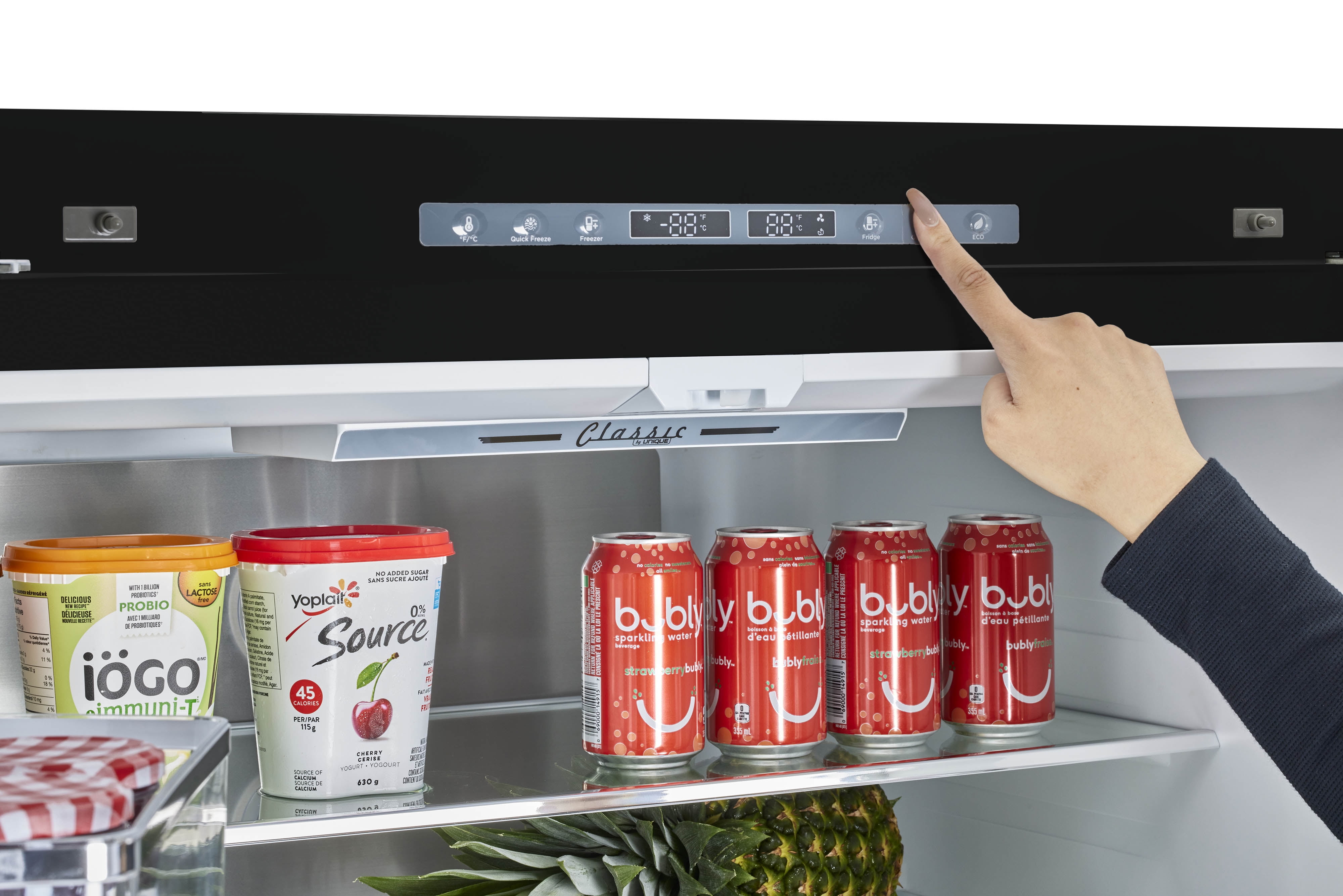 Unique Appliances Ugp-595Lac Classic Retro Pro 36" Wide 21.4 Cu. Ft. Energy Star Certified
