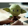 thumbnail image 3 of Juego de muñecos de peluche y alfileres de metal esmaltado de Star Wars Jedi Master Yoda, 3 of 7