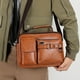 thumbnail image 2 of Bolso de hombro cruzado de cuero texturizado | Bolso de mano ligero y espacioso con correa ajustable | Negro/Marrón/Caqui | 29x20x7cm | Viaje Multi Compartimento Accesorio Diario para Mujeres, 2 of 6