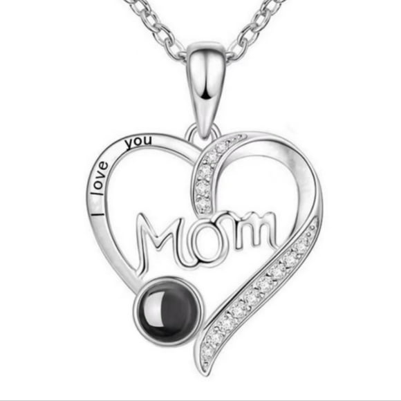 Janrevotw Women'S Necklace Mother Grandma Mother'S Day Gift Stainless Steel Heart Necklace Pendant I Love Mom Necklace Birthday