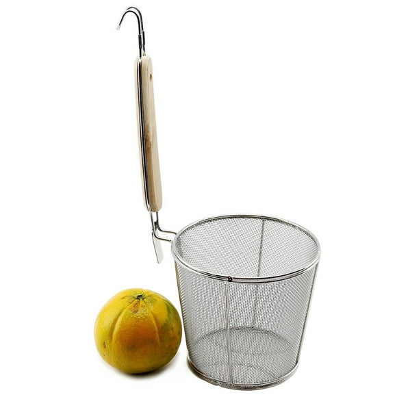 Large Flat Cylinder Wok Strainer Colander Fry Basket - Stainless Steel, Wooden Handle for heat resistance, fine mesh 5" x 5" スプーン Udon Pasta Noodle Ramen Rinsing Straining Boiling Frying