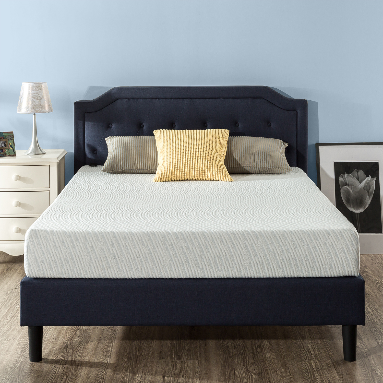 Zinus 8" Green Tea Pressure Relief Gel Memory Foam Mattress, Queen