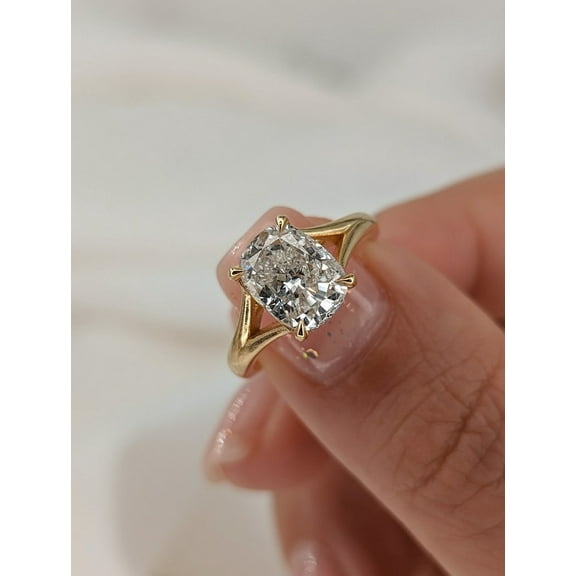 Solitaire Brilliance 2.60Ct Cushion Cut Moissanite Diamond Split Shank Style Engagement Solitaire Ring for Annivarsary Gift in 10K Yellow Gold, Ring Size 4