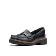 thumbnail image 1 of Mocasín Westlynn Bella para Mujer Clarks en Cuero Azul Marino con Tacón de 40 mm, 1 of 9