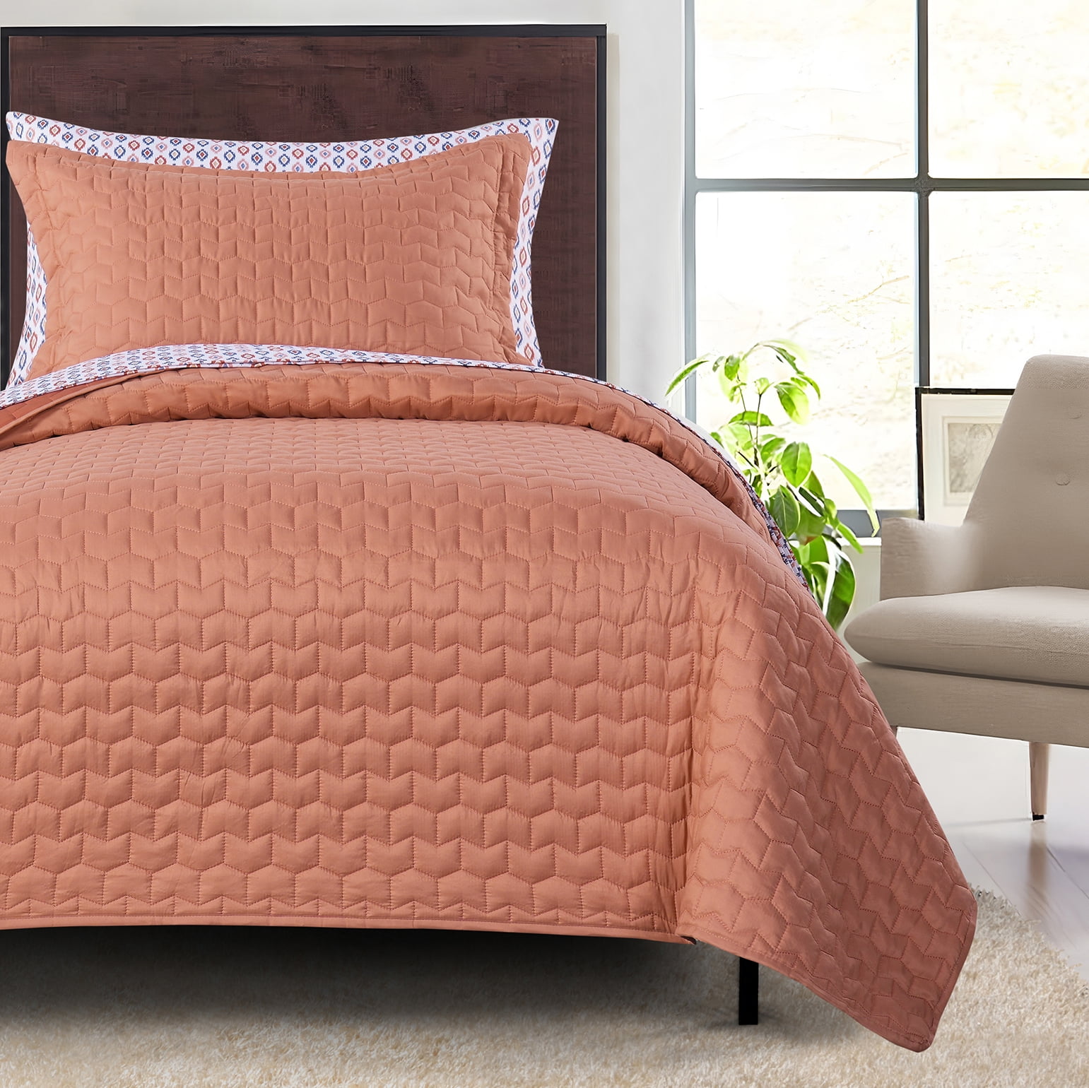 Mainstays All in One Lightweight Quilt Set and Sheet Set- 5 Piece, Twin/Twin XL, Coral
