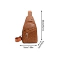 thumbnail image 3 of Sac à Dos en Cuir avec Trou pour Écouteurs - Sac Bandoulière Réglable pour Randonnée, Voyage et Usage Quotidien, 3 of 9