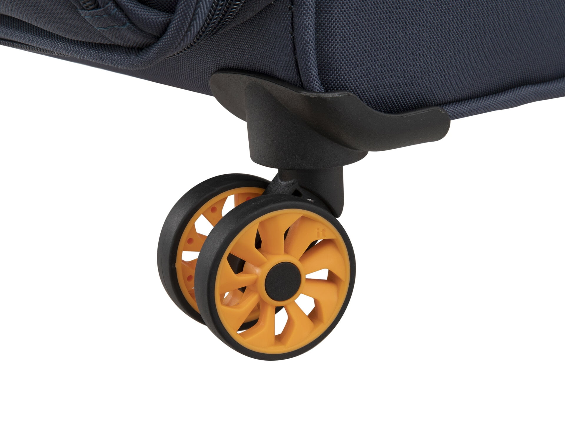 it luggage Compartment 32" Checked Softside 8 Wheel Expandable Spinner, Indigo Mood