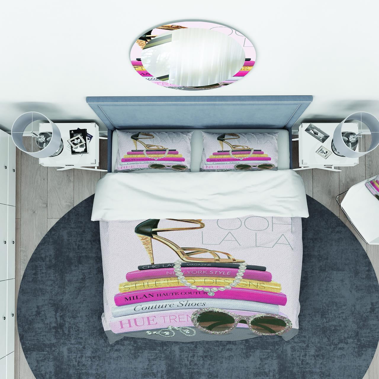 Designart 'Paris Glamourous Gold Style II' Teenage Duvet Cover Set
