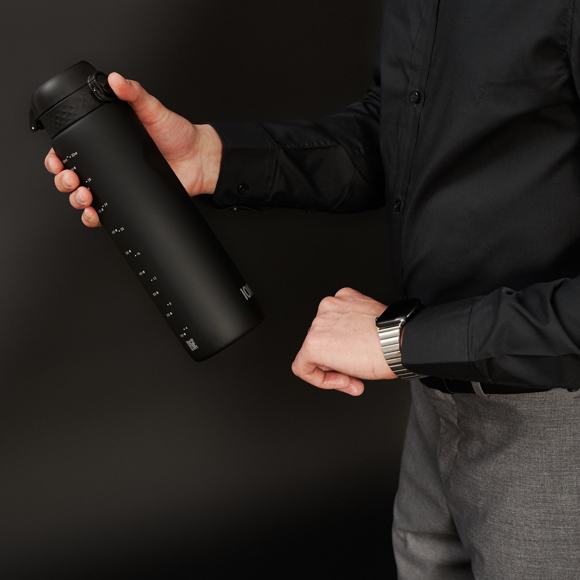 ION8 Leak Proof Flip-Top 1 Litre Water Bottle, BPA Free, Dishwasher-Safe, Black, 1000ml (32oz)