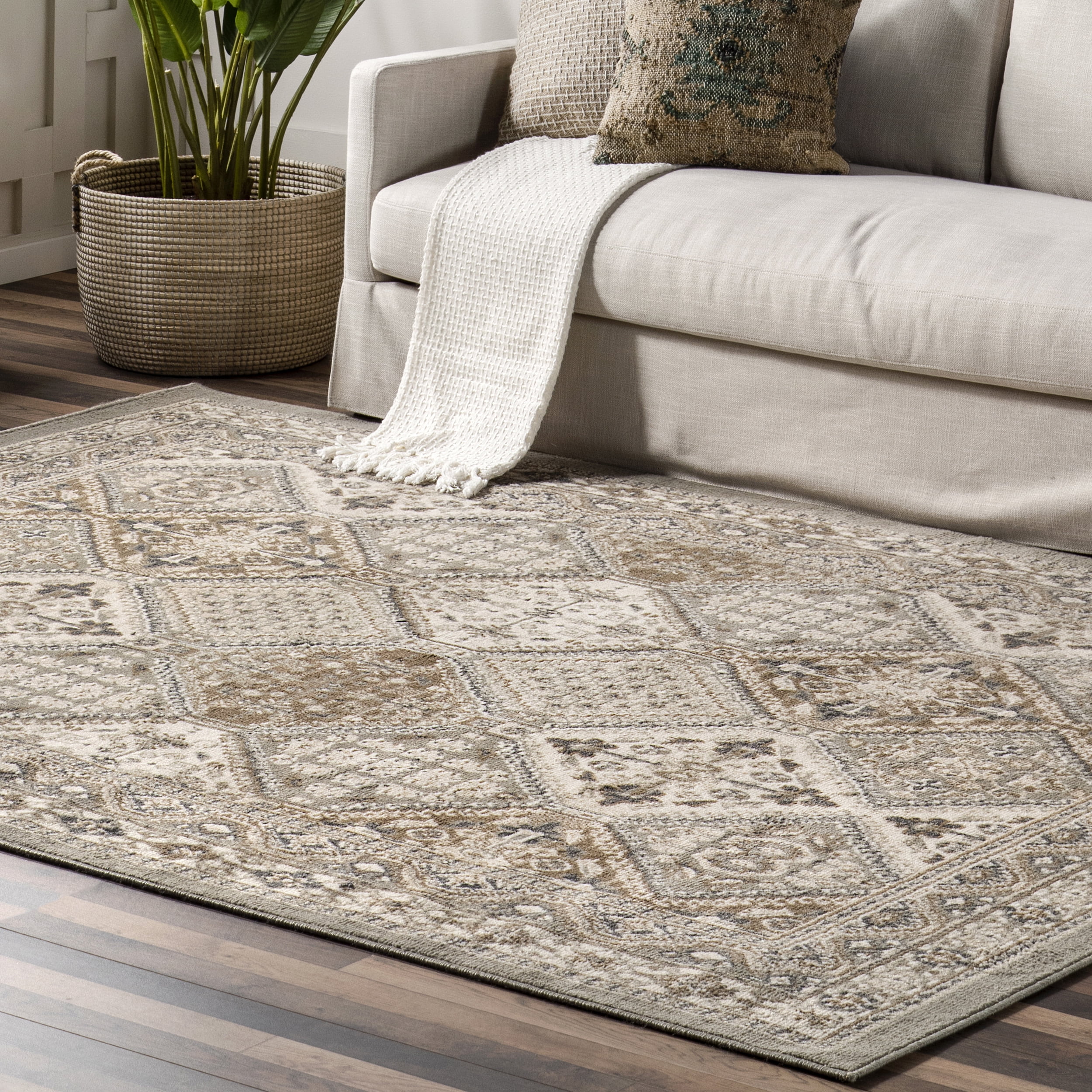 nuLOOM Becca Traditional Tiled Taupe 11' x 14' 6" Transitional Area Rug