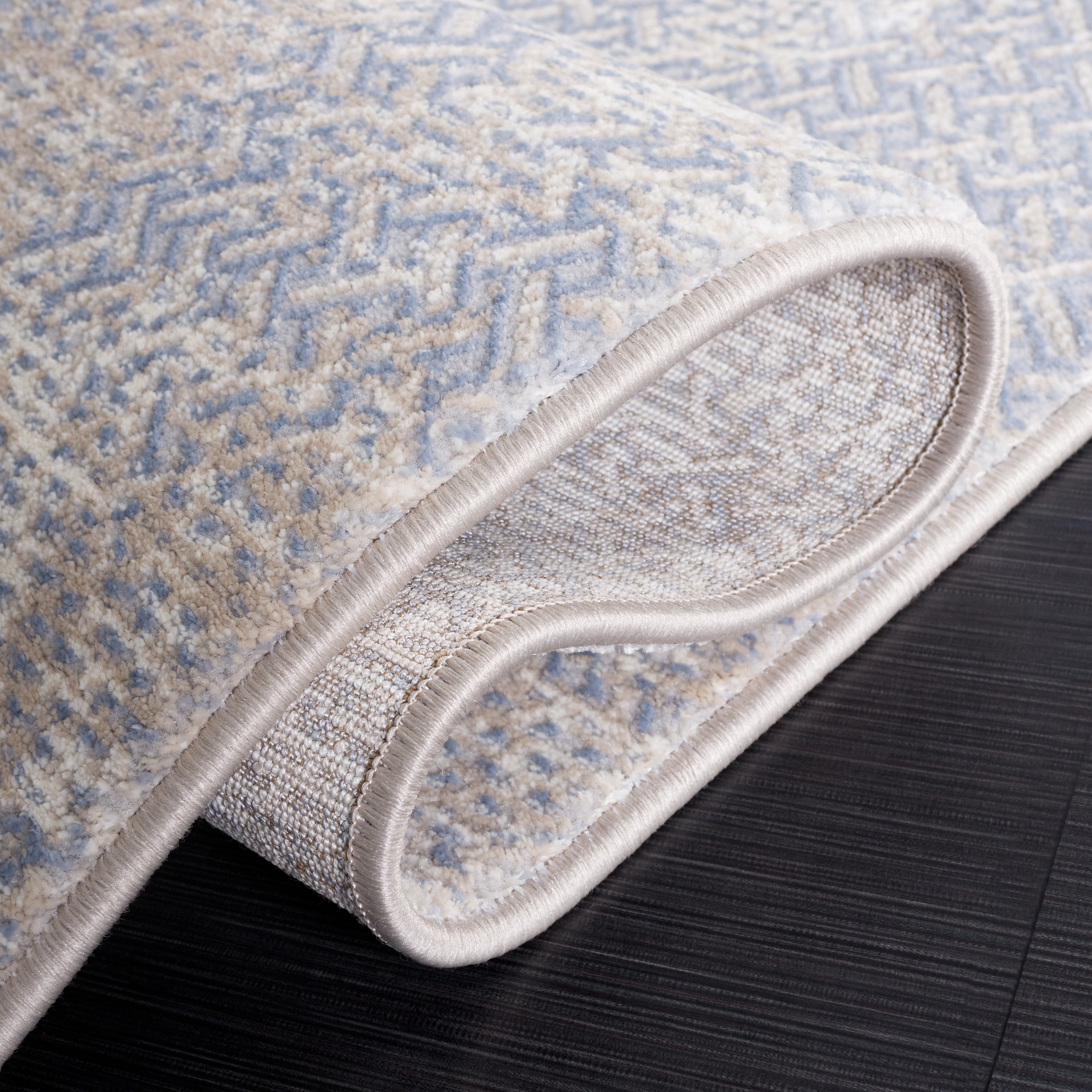 SAFAVIEH Continental Hester Distressed Runner Rug, Light Gray/Beige, 2'2" x 8'