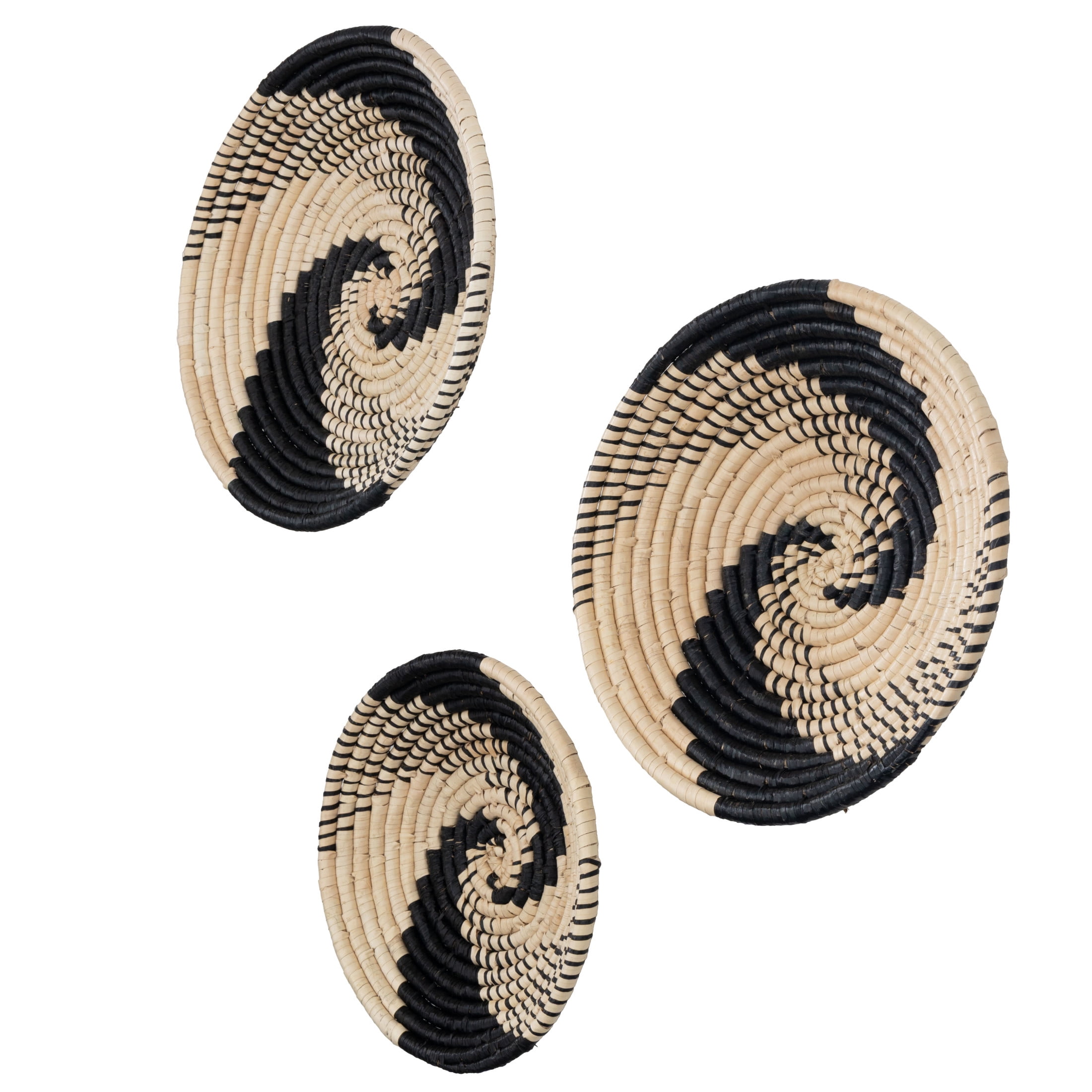 DecMode Black Seagrass Handmade Spiral Basket Plate Wall Decor (3 Count)