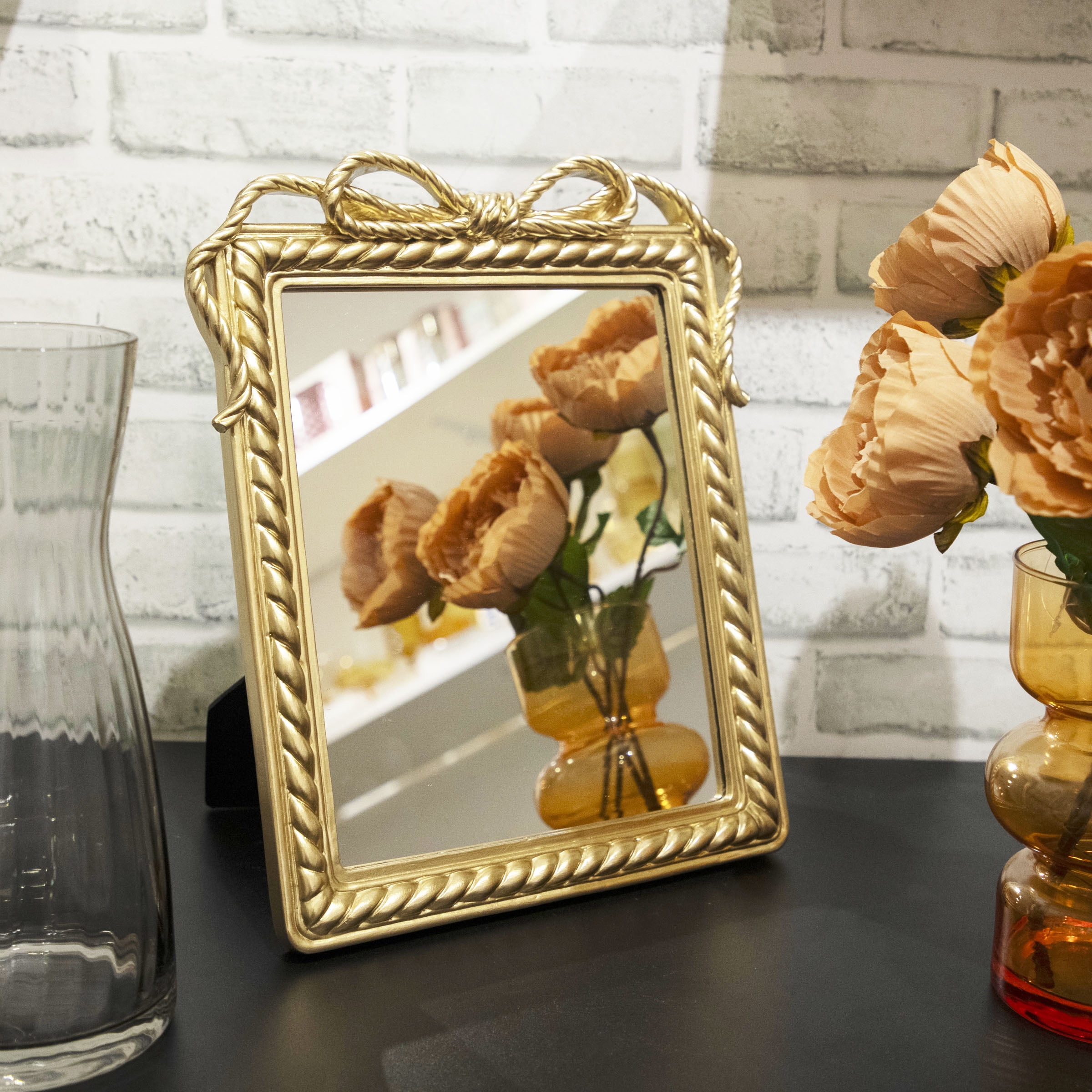 OneDesign Home 8X10 Gold Bow Resin Tabletop Mirror