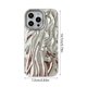 thumbnail image 2 of Teléfono con textura plisada 3D para iPhone/ Funda elegante y protectora, 2 of 7