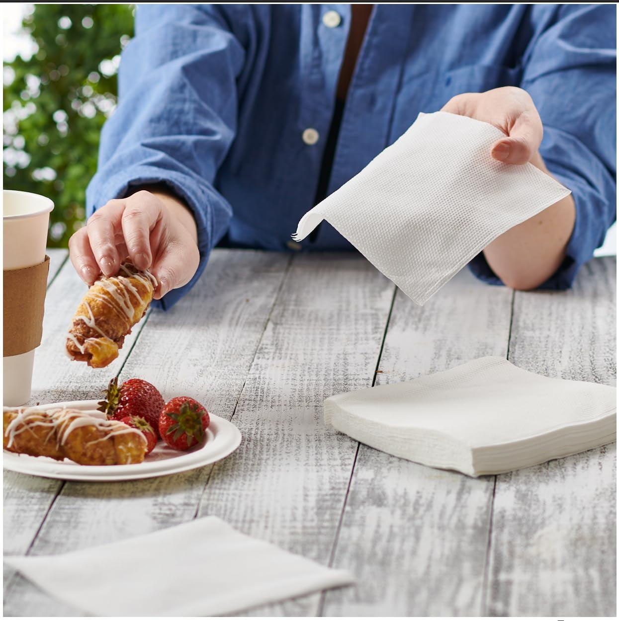 [500 Count - 6x6 Inch folded] 1-ply White Lunch Napkins - Disposable Absorbent Paper Napkins for Everyday use, Events, Parties (12x12 Inch unfolded)