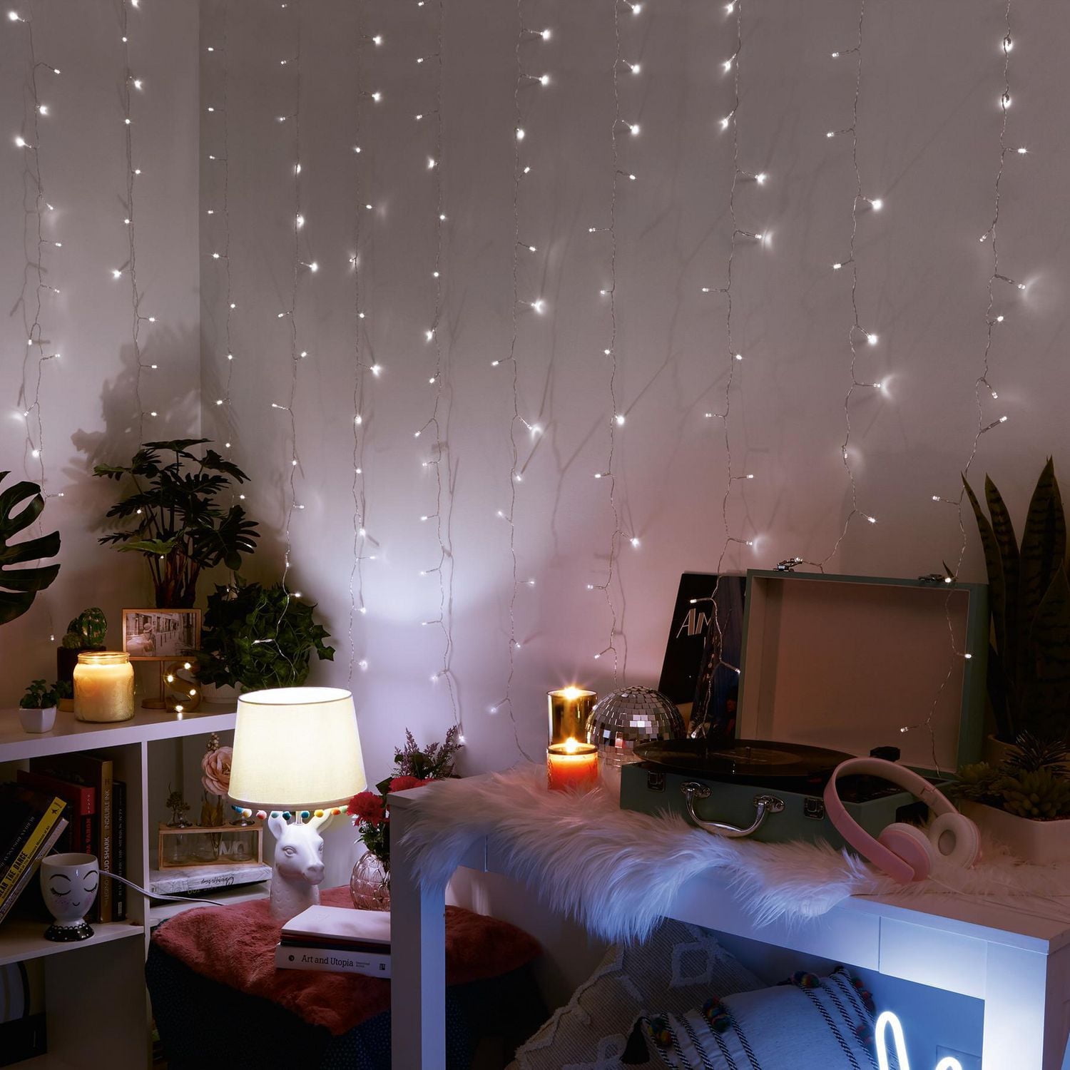 Merkury Innovations XL Curtain Lights Cool White