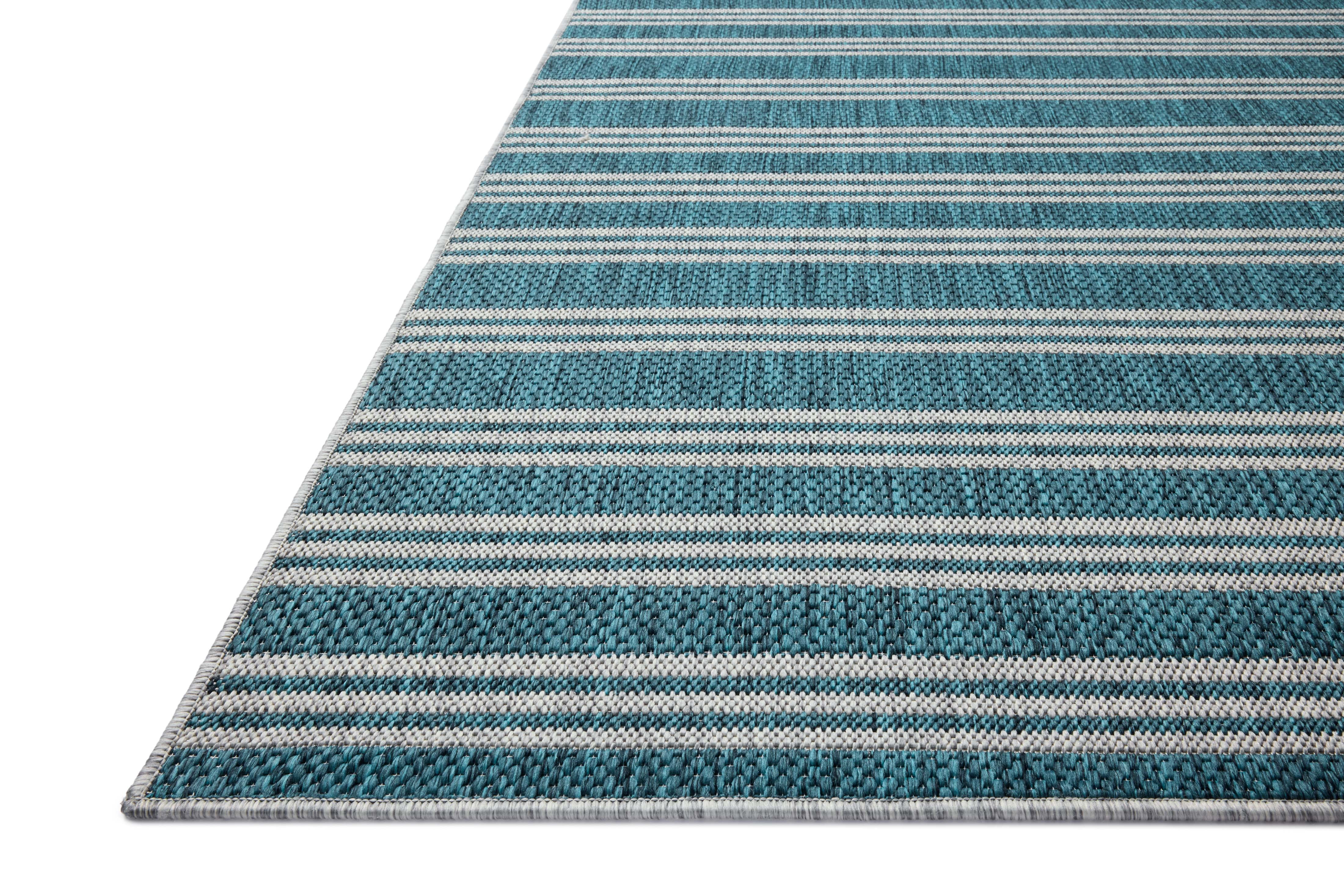 Indoor Outdoor Rug 4x6, Reversible, Loloi Easton Teal / Fog (4' x 6')