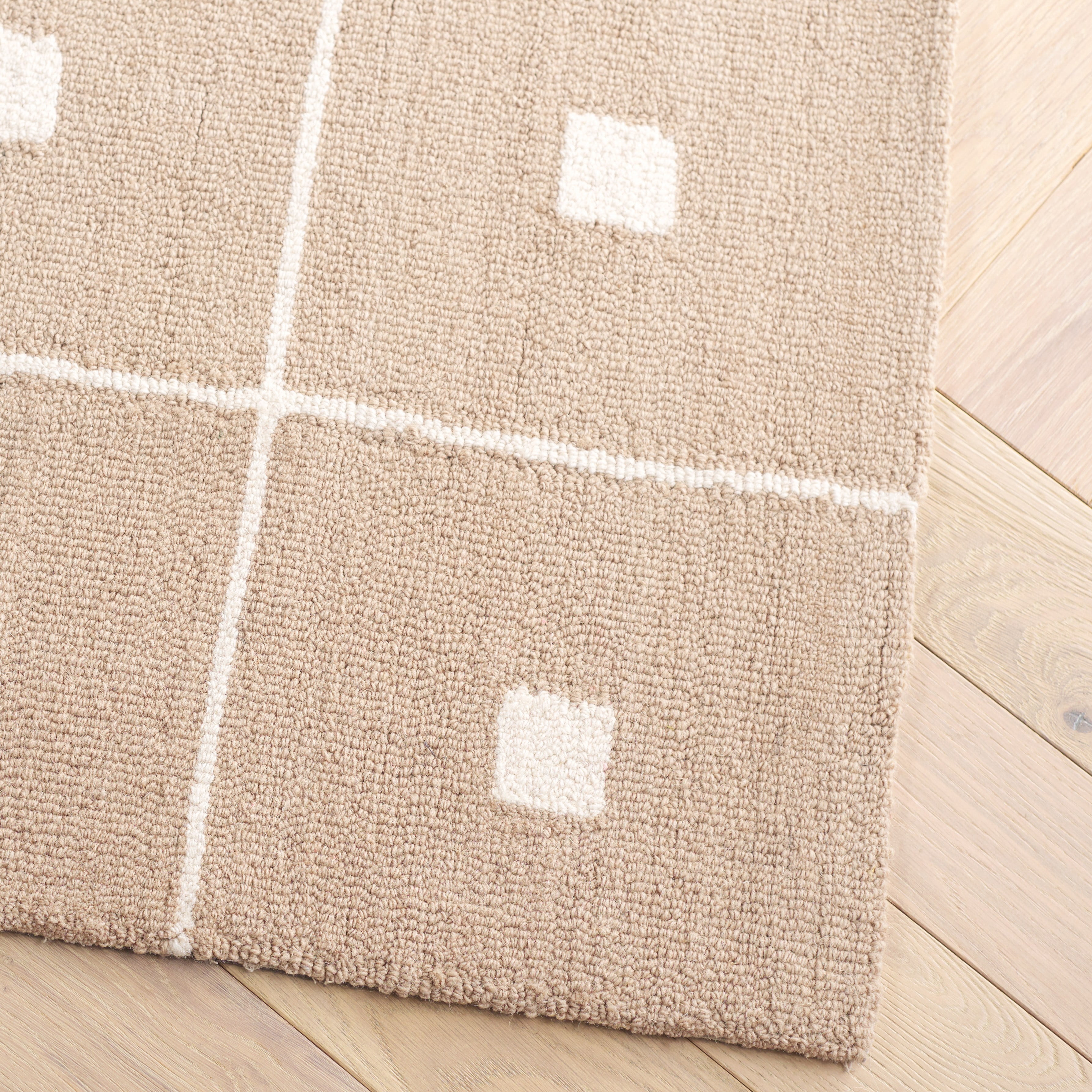 SAFAVIEH Martha Stewart Micro Loop Jerald Checkered Area Rug, Beige/Ivory, 8' x 10'