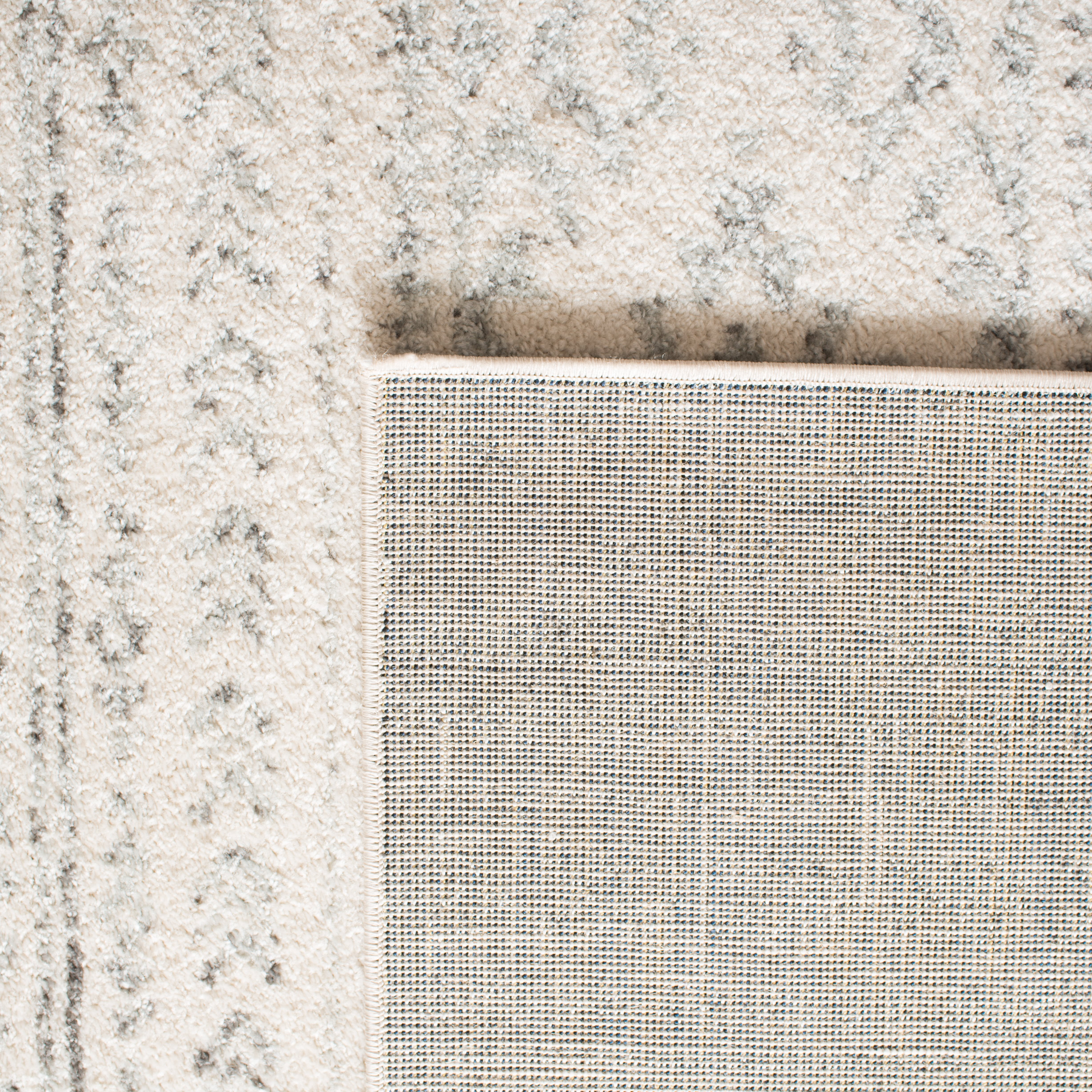SAFAVIEH Tulum Lakisha Oriental Runner Rug, Ivory/Grey, 2' x 7'