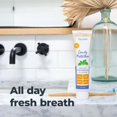 thumbnail image 4 of Pasta de dientes Oxyfresh Cavity Protection Fresh Mint con flúor, 4 of 8