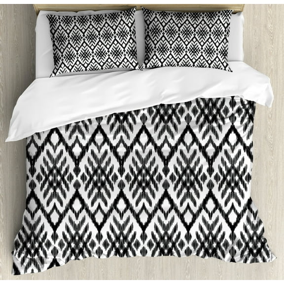 Tribal Duvet Cover Set Queen Size, Diagonal Ethnic Bohemic Design with Stripes and Little Triangle Lines Artwork, Decorative 3 Piece Bedding Set with 2 Pillow Shams, Black and White, by Ambesonne
