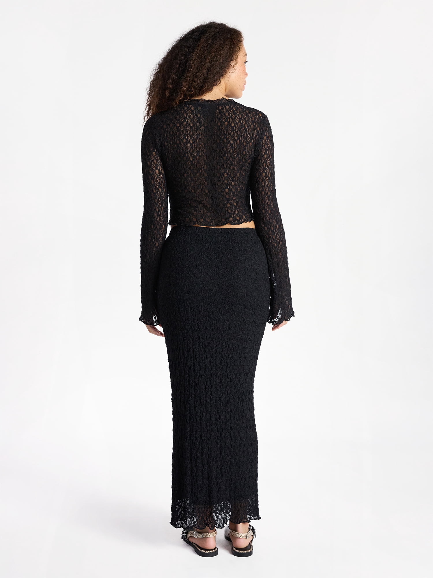 No Boundaries Lace Long Sleeve Crop Top and Midi Skirt Set, 2-Piece, Women’s