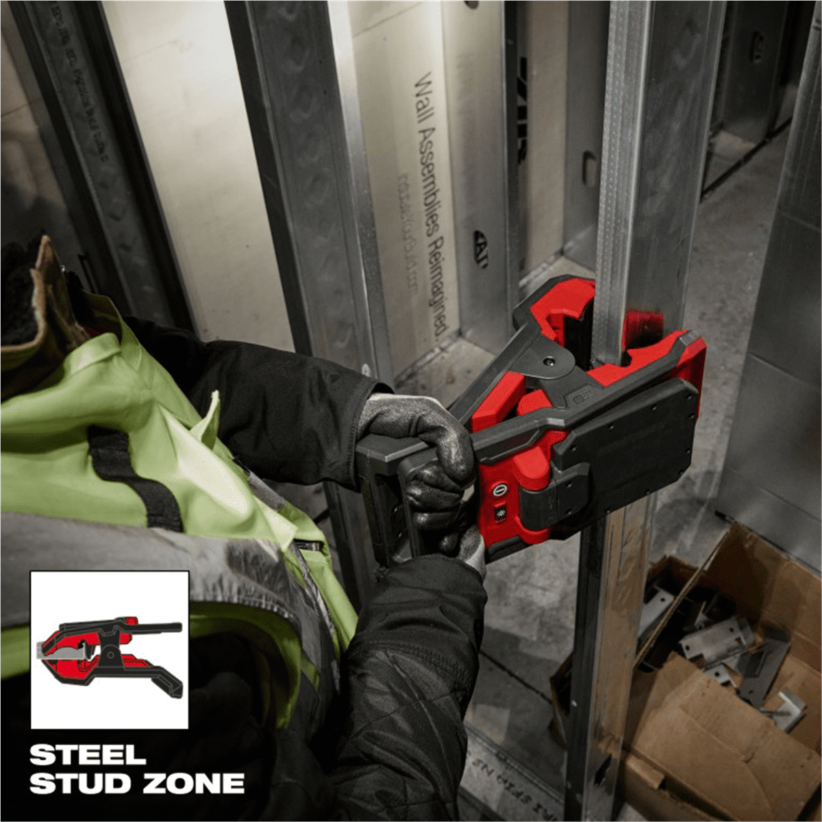 Milwaukee Tool M18 ROVER Clamping Flood Light