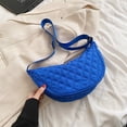thumbnail image 4 of Bolso bandolera Media luna Bolso de hombro Bolso de viaje acolchado con entramado rómbico (Azul) Ehuebsd  Para Estrenar, 4 of 9