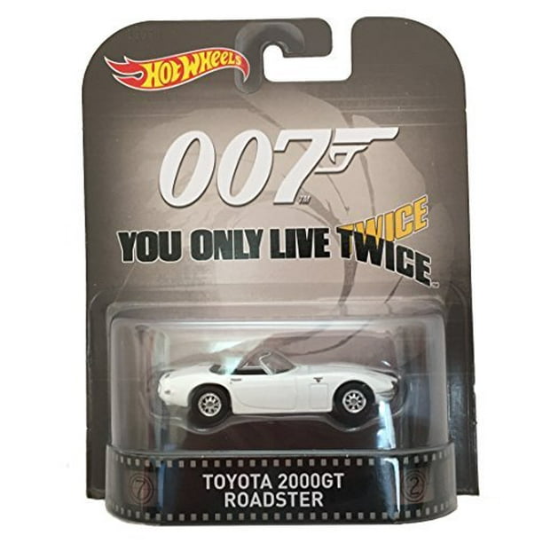 Toyota 2000gT Roadster James Bond 007 "You Only Live Twice" Hot Wheels 2015 Retro Series 1/64 Die cast Vehicle