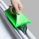 thumbnail image 2 of Cepillo de limpieza de rieles de puertas y ventanas, herramienta de limpieza de canalones de mano para escritorio, vidrio, huecos de borde de cala, puertas correderas Sailing Electrónica, 2 of 5