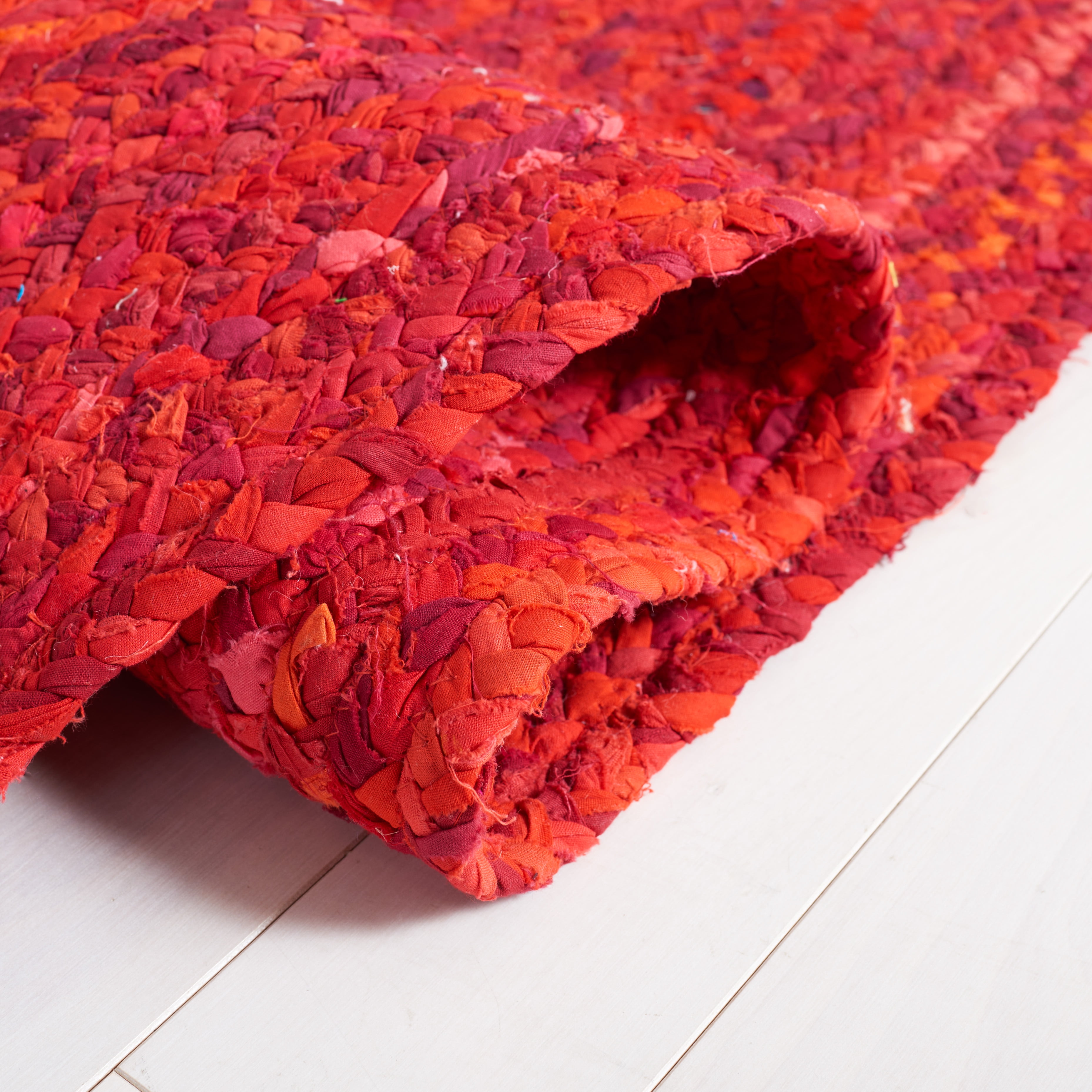 SAFAVIEH Braided Calvin Transitional Cotton Reversible Area Rug, Red, 5' x 8' Oval