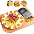 thumbnail image 2 of Coupe-légumes en Acier Inoxydable-Trancheuse à Ondulées -Gadget de Cuisine pour Frites, Pommes de Terre, Légume, Fruits et Gaufre, 2 of 5