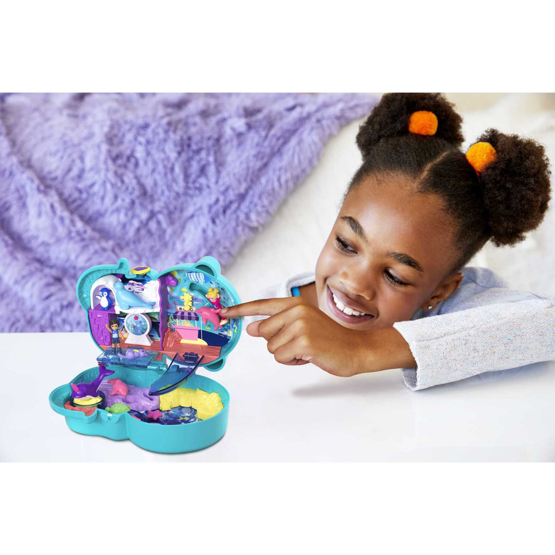 Polly Pocket Otter Aquarium Compact Playset with 2 Micro Dolls & Accessories, Travel Toys