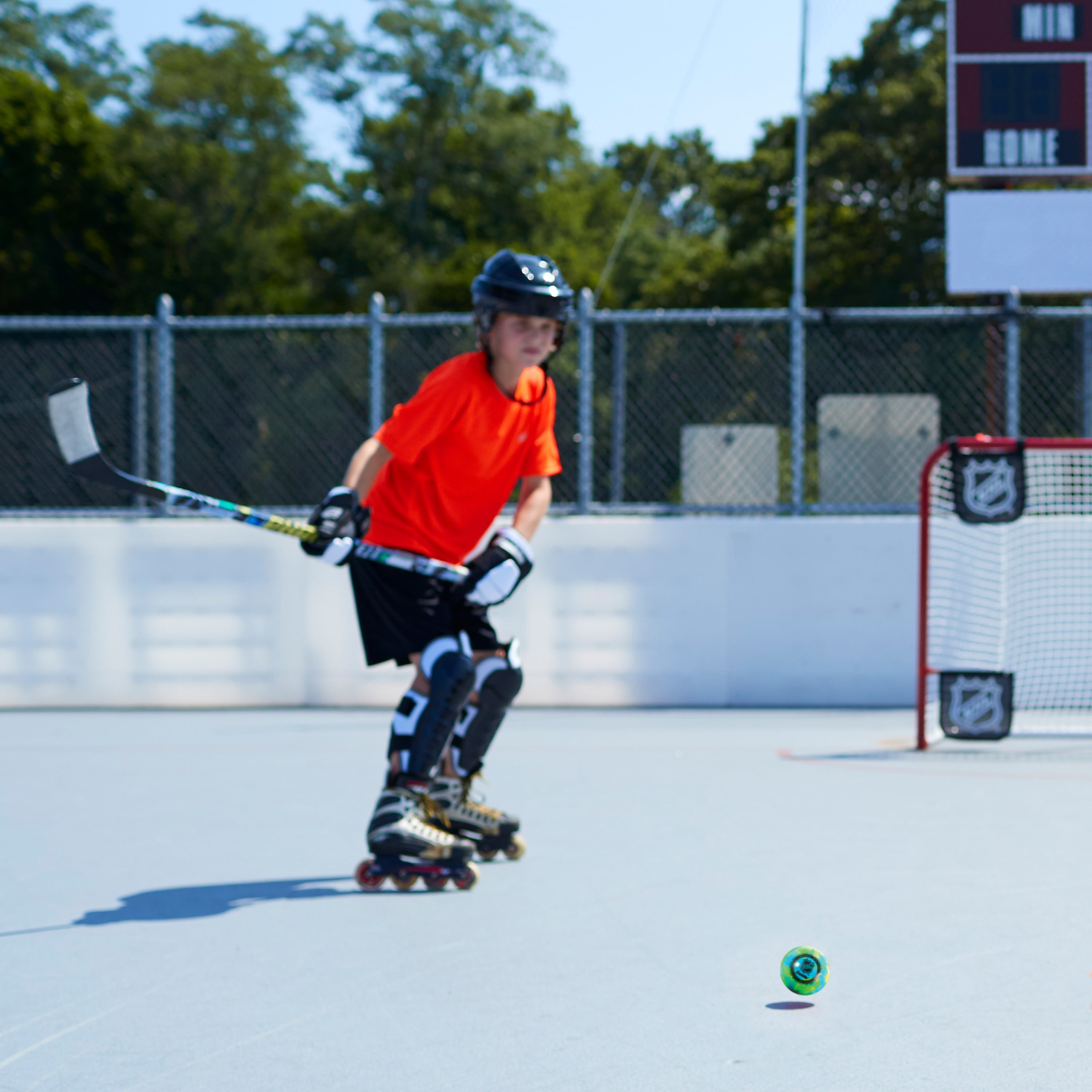 Franklin Sports NHL Street Hockey Balls, Outdoor Use, Low‑Bounce PVC – Multi‑Color, 3‑Pack
